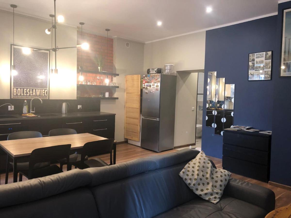 Apartament Srodmiescie 1 Sypialnia Oraz 1 Salon Валбжих Екстериор снимка